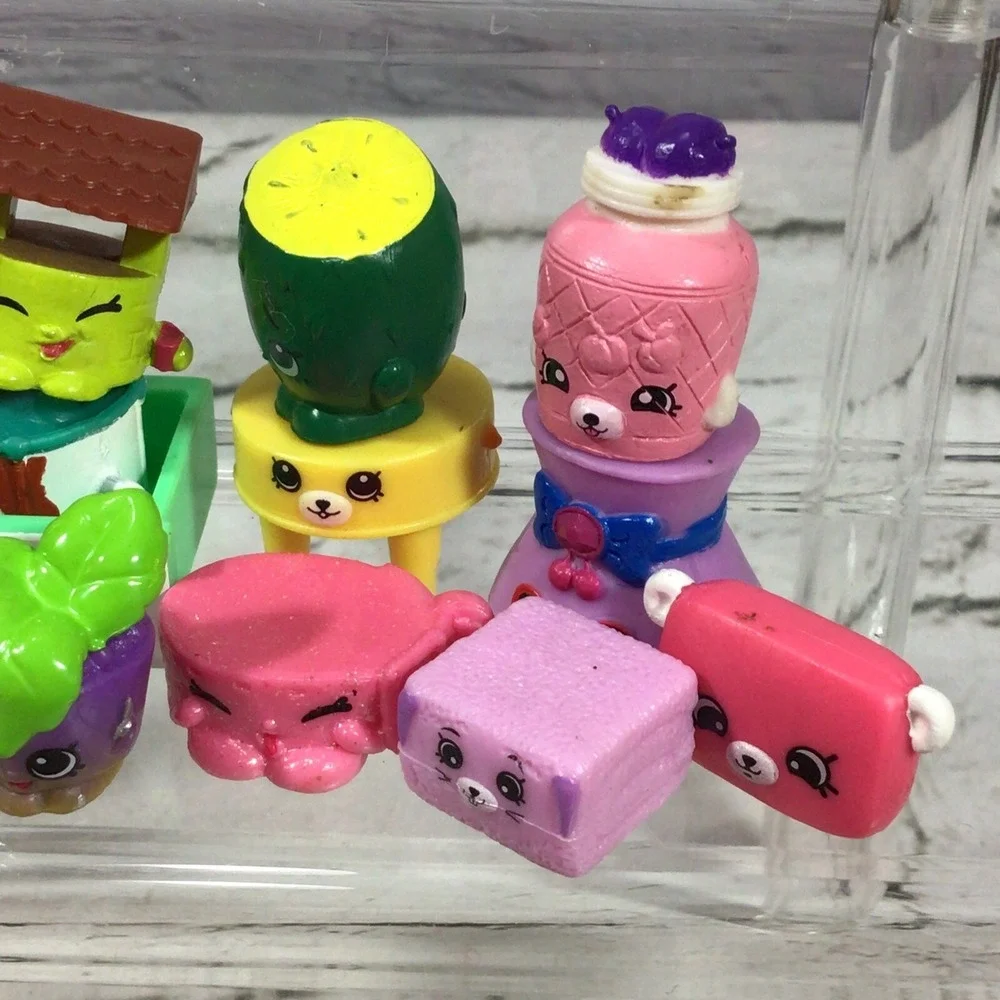 Shopkins Mini Figures Assorted Mixed‎ Lot Of 25 By Moose Toys